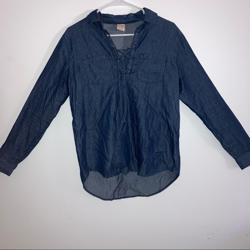 Faded Glory lace up jean shirt. Size S.